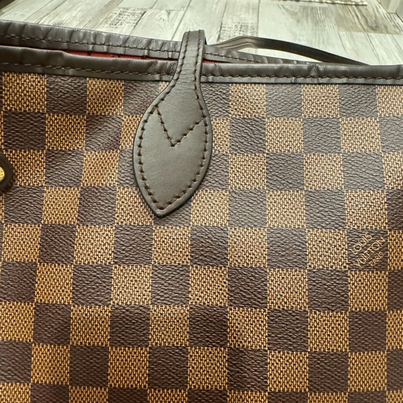 Louis Vuitton neverfull MM with pouch . Excellent condition - Picture 2 of 11